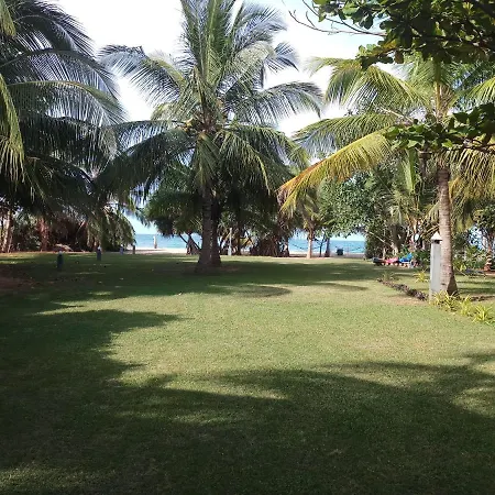 Villa Nilaveli Cabana-3